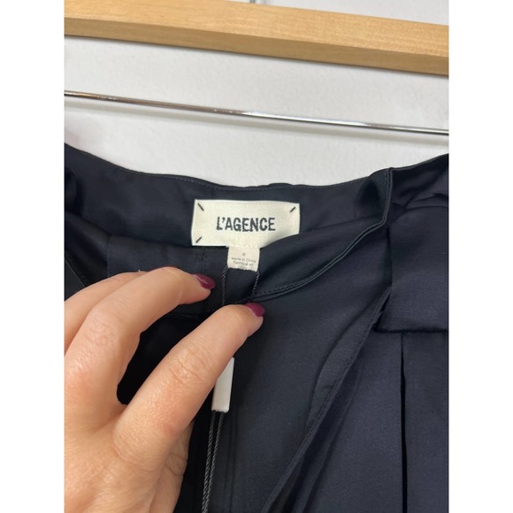 L'Agence Roxy Paperbag Cargo Cropped Pants Women's Black Size: 0 NWT - Picture 6 of 8